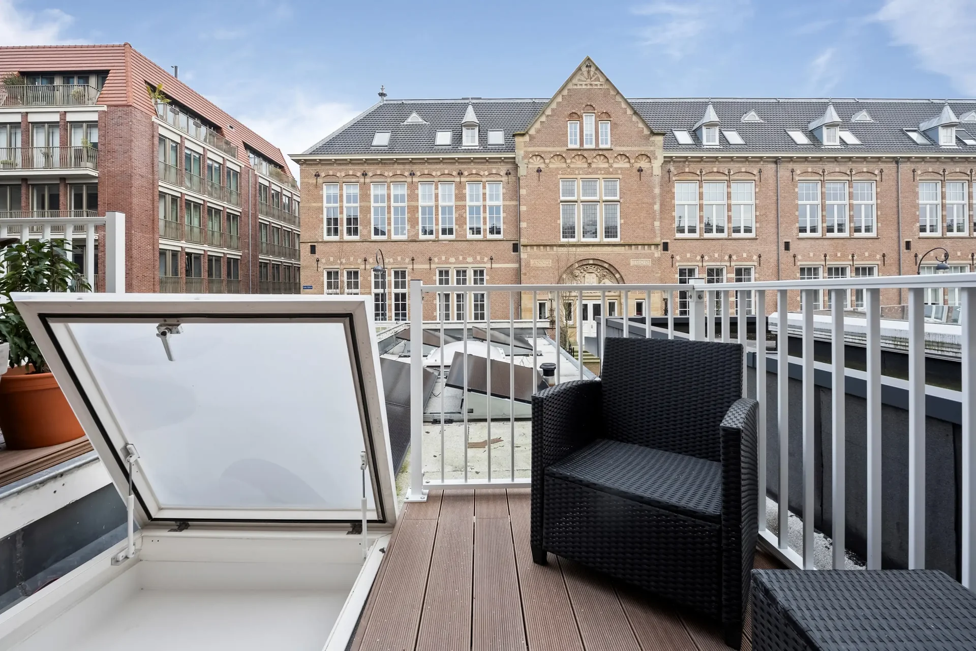 Foto van de Appartement gelegen aan de Wilhelminastraat in Haarlem