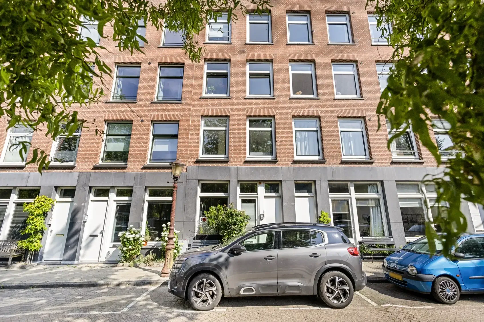 Foto van de Appartement gelegen aan de Jacob van Lennepkade in Amsterdam