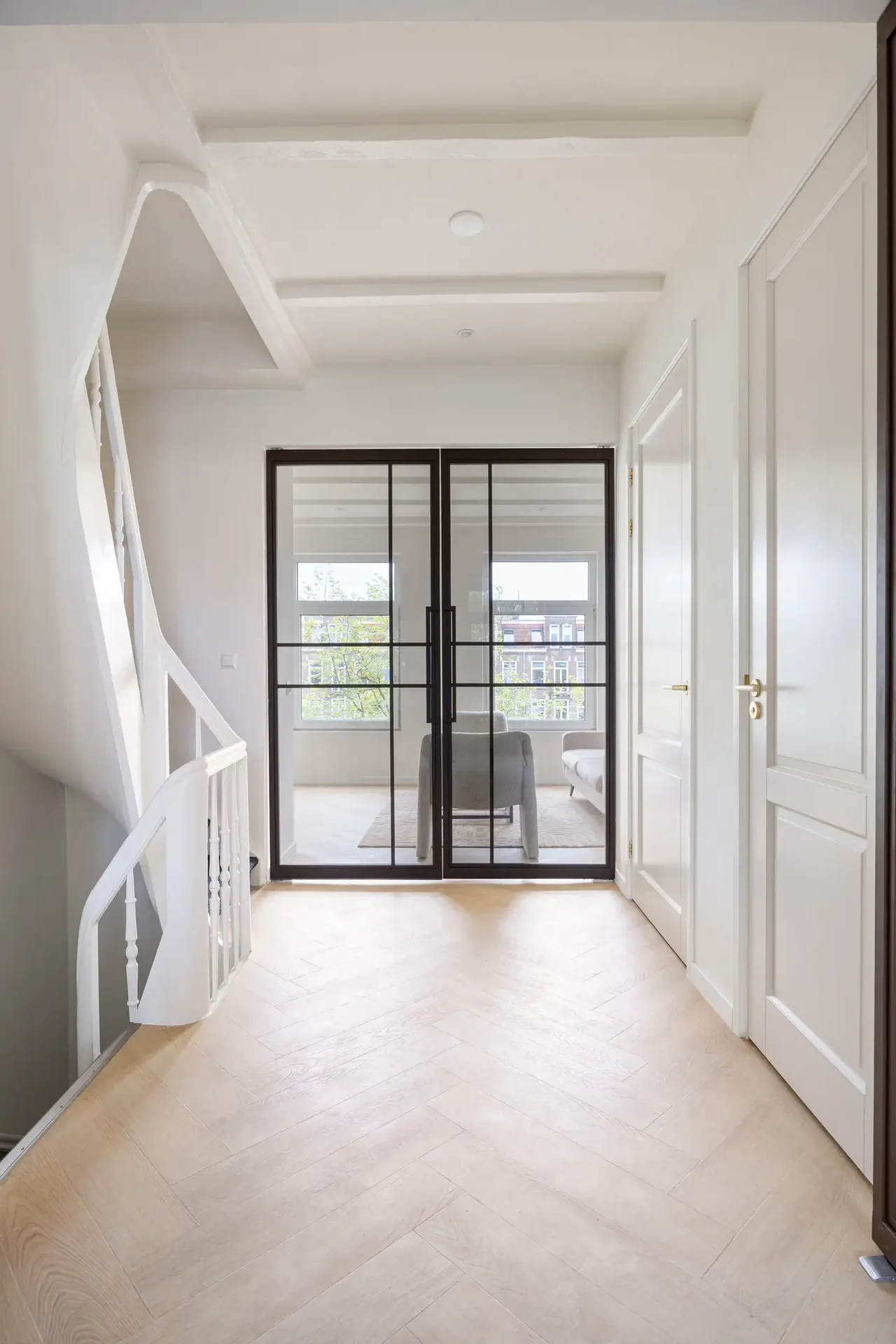 Foto van de Appartement gelegen aan de Jacob van Lennepkade in Amsterdam