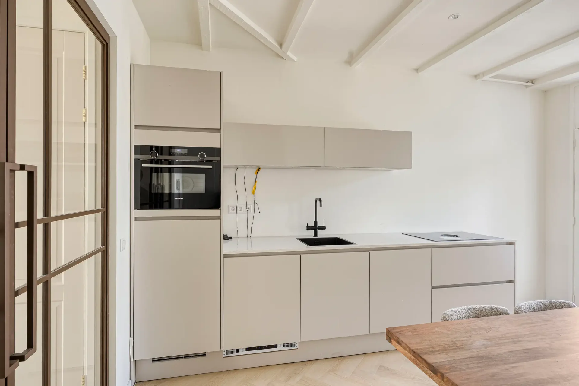Foto van de Appartement gelegen aan de Jacob van Lennepkade in Amsterdam