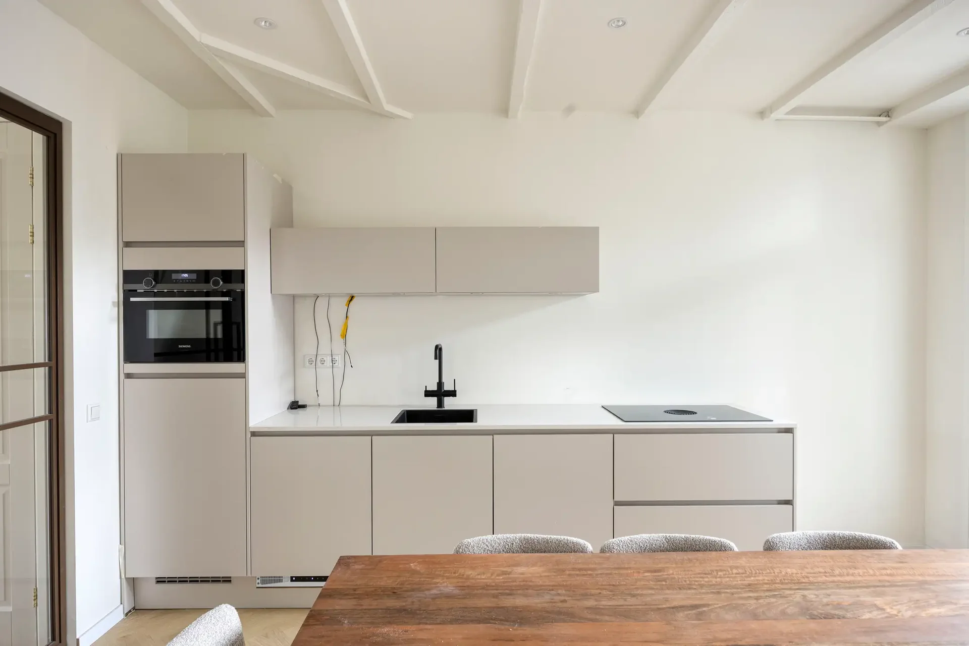 Foto van de Appartement gelegen aan de Jacob van Lennepkade in Amsterdam