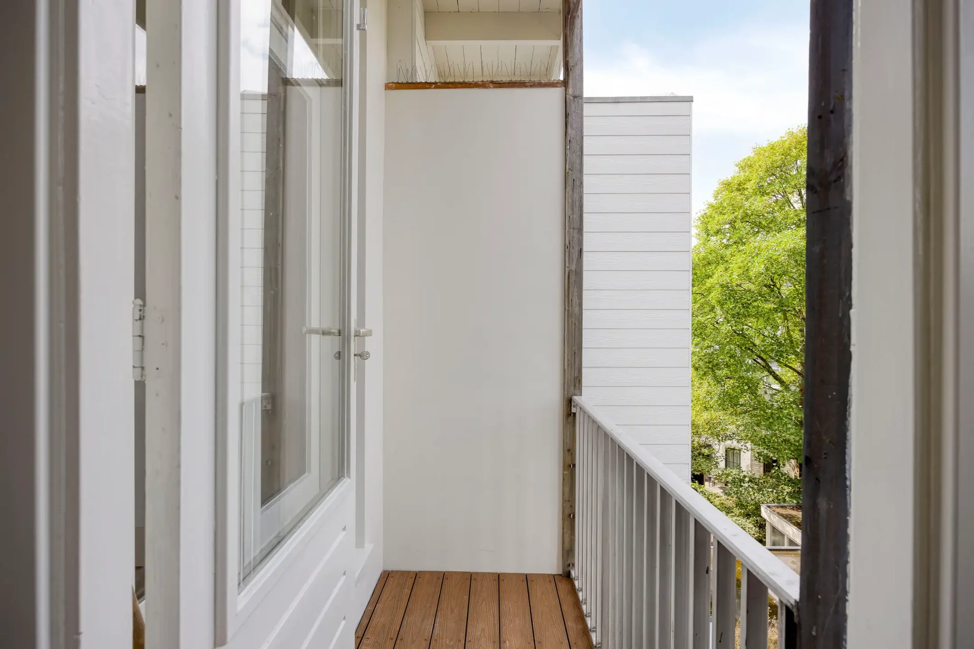 Foto van de Appartement gelegen aan de Jacob van Lennepkade in Amsterdam