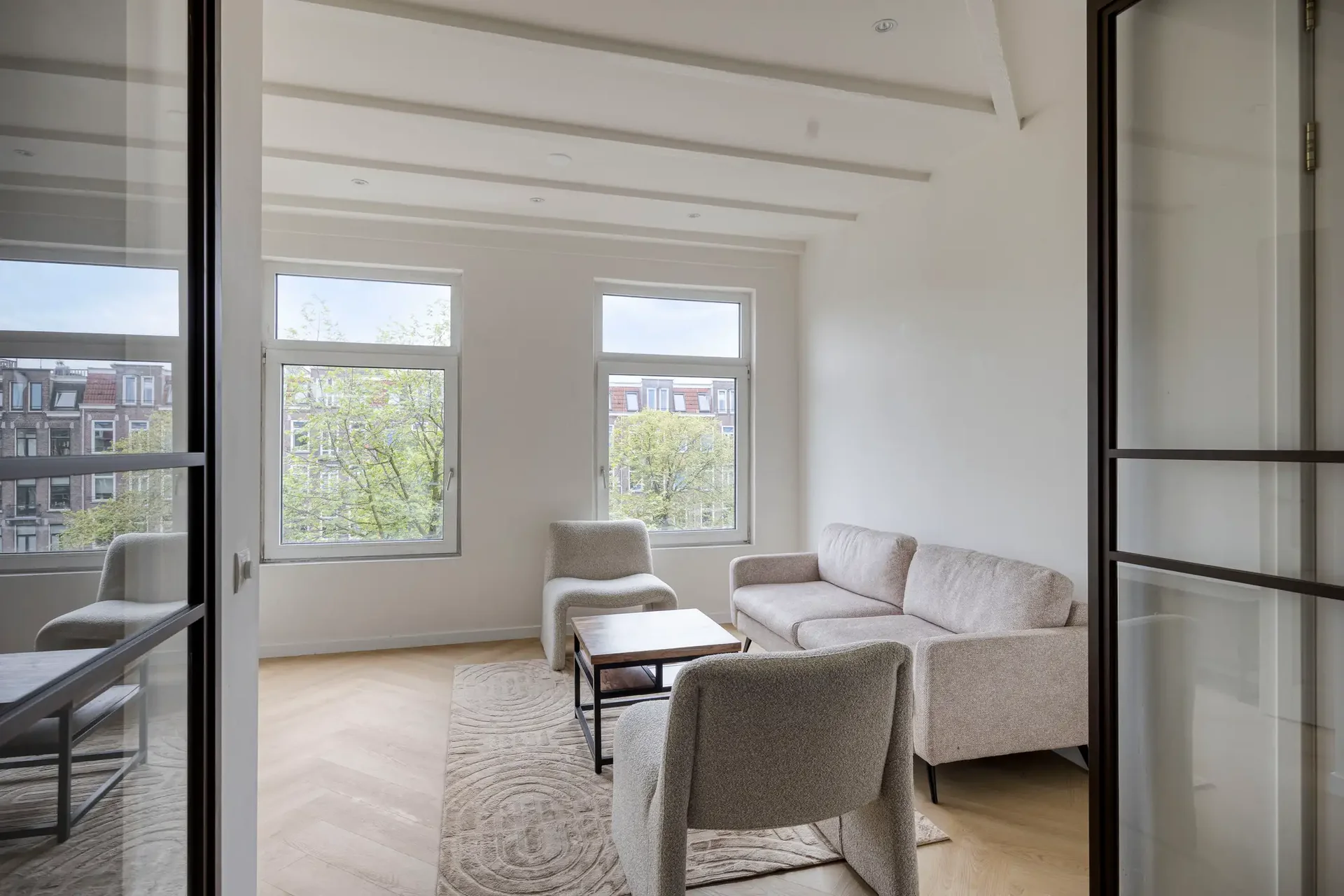 Foto van de Appartement gelegen aan de Jacob van Lennepkade in Amsterdam