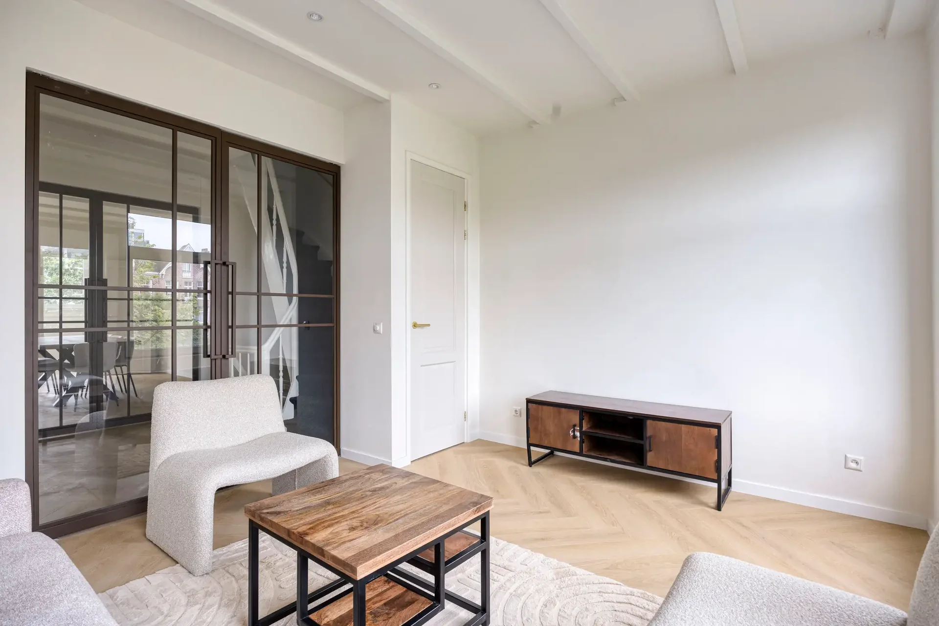 Foto van de Appartement gelegen aan de Jacob van Lennepkade in Amsterdam