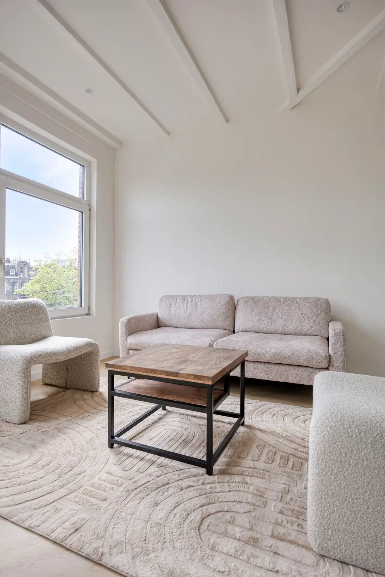 Foto van de Appartement gelegen aan de Jacob van Lennepkade in Amsterdam