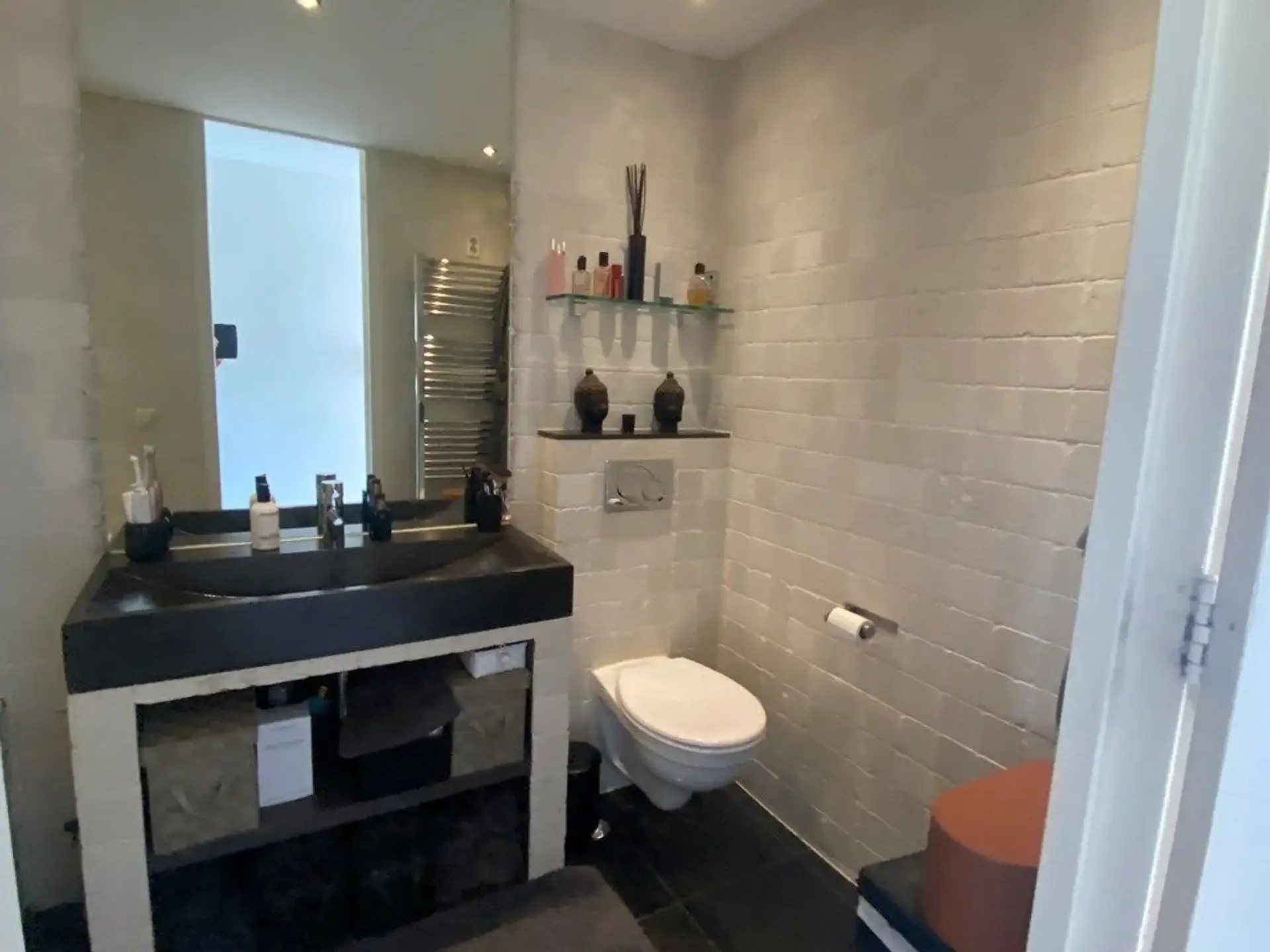 Foto van de Appartement gelegen aan de Bilderdijkkade in Amsterdam