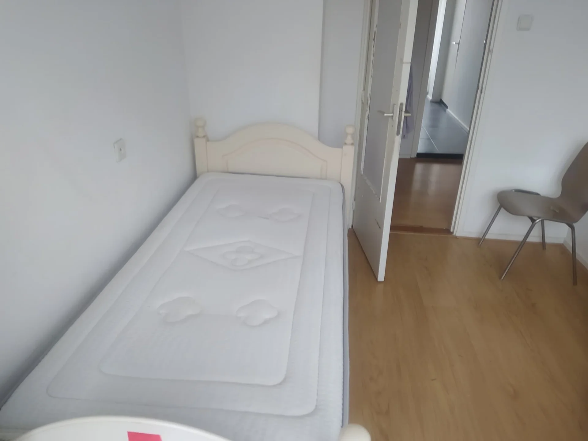 Foto van de Kamer gelegen aan de Schalkeroord in Rotterdam