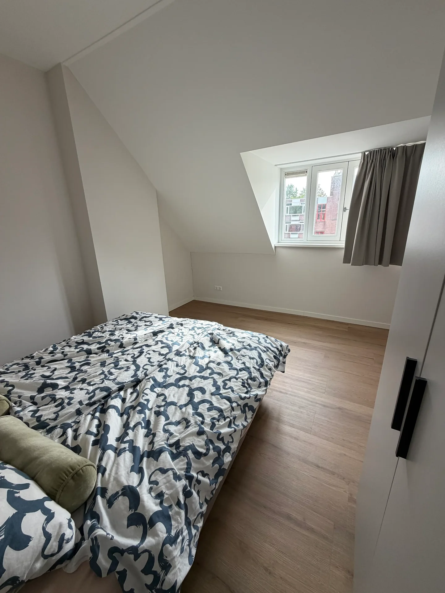 Foto van de Appartement gelegen aan de Boezemstraat in Rotterdam
