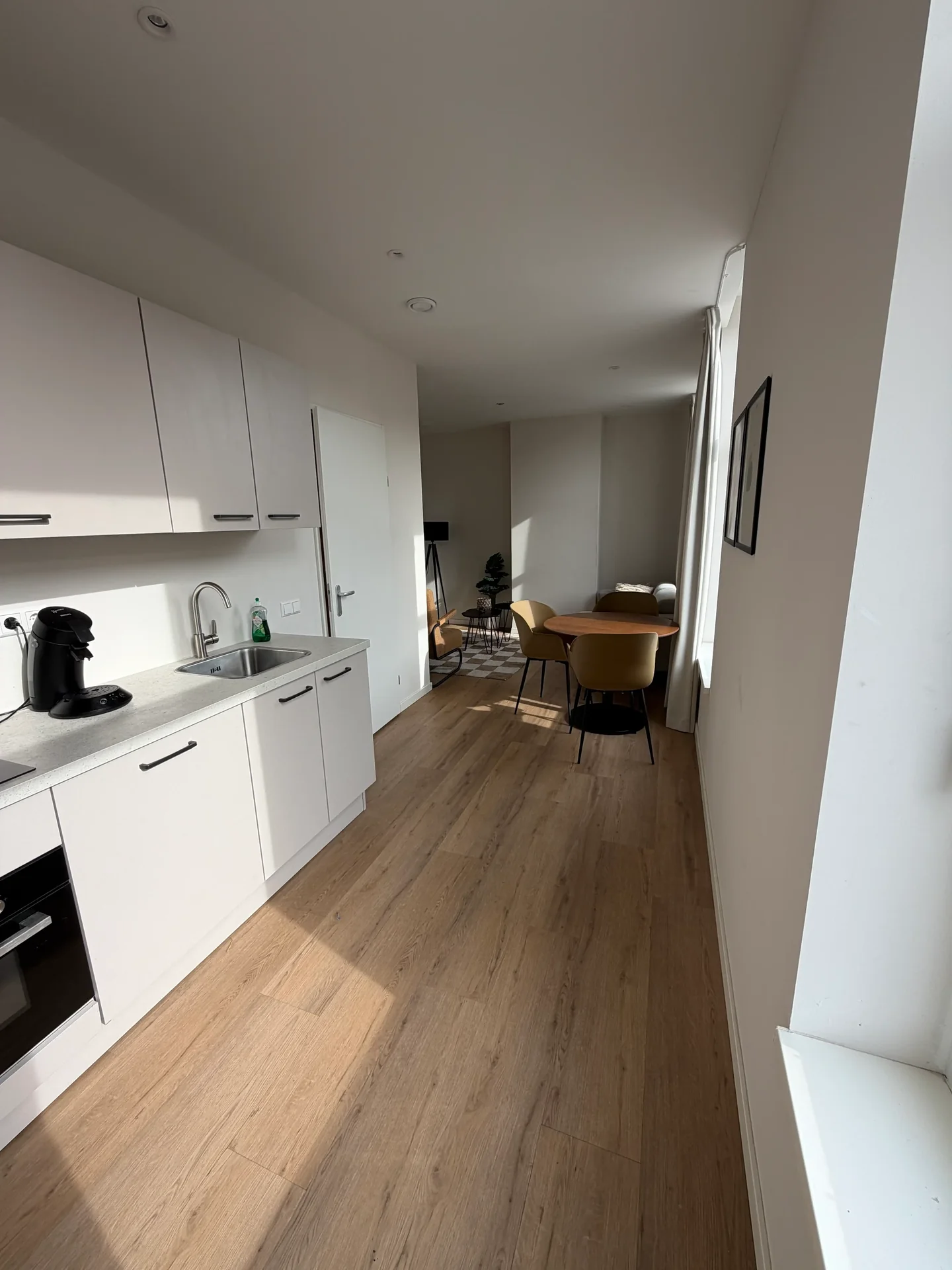 Foto van de Appartement gelegen aan de Boezemstraat in Rotterdam