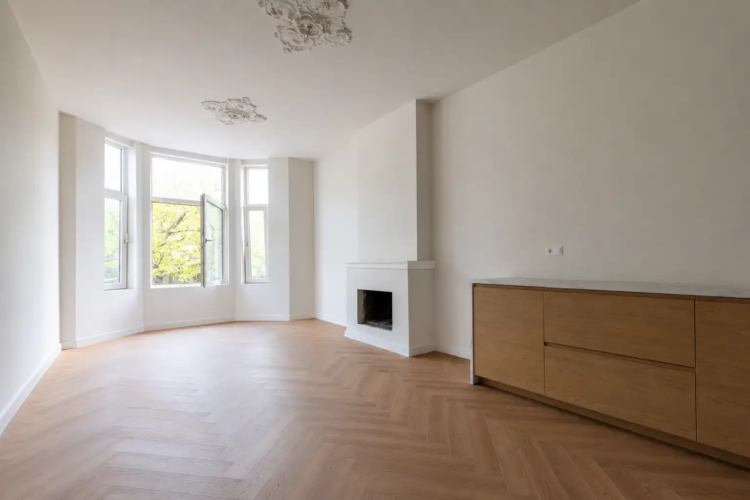 Foto van de Appartement gelegen aan de Mathenesserlaan in Rotterdam