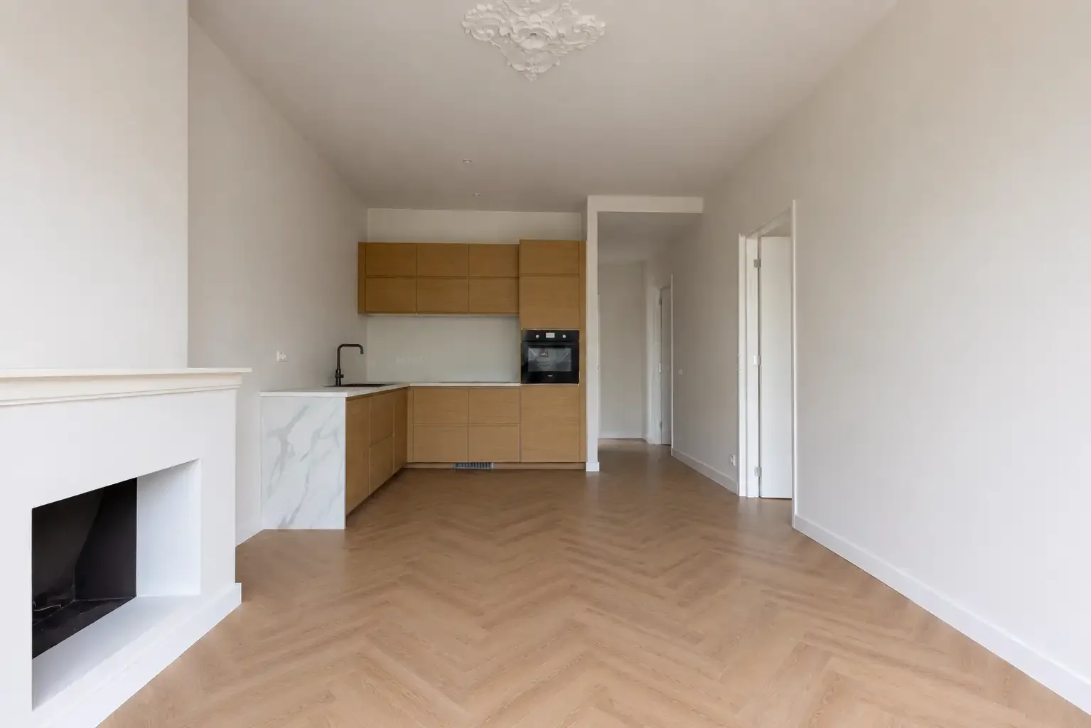 Foto van de Appartement gelegen aan de Mathenesserlaan in Rotterdam