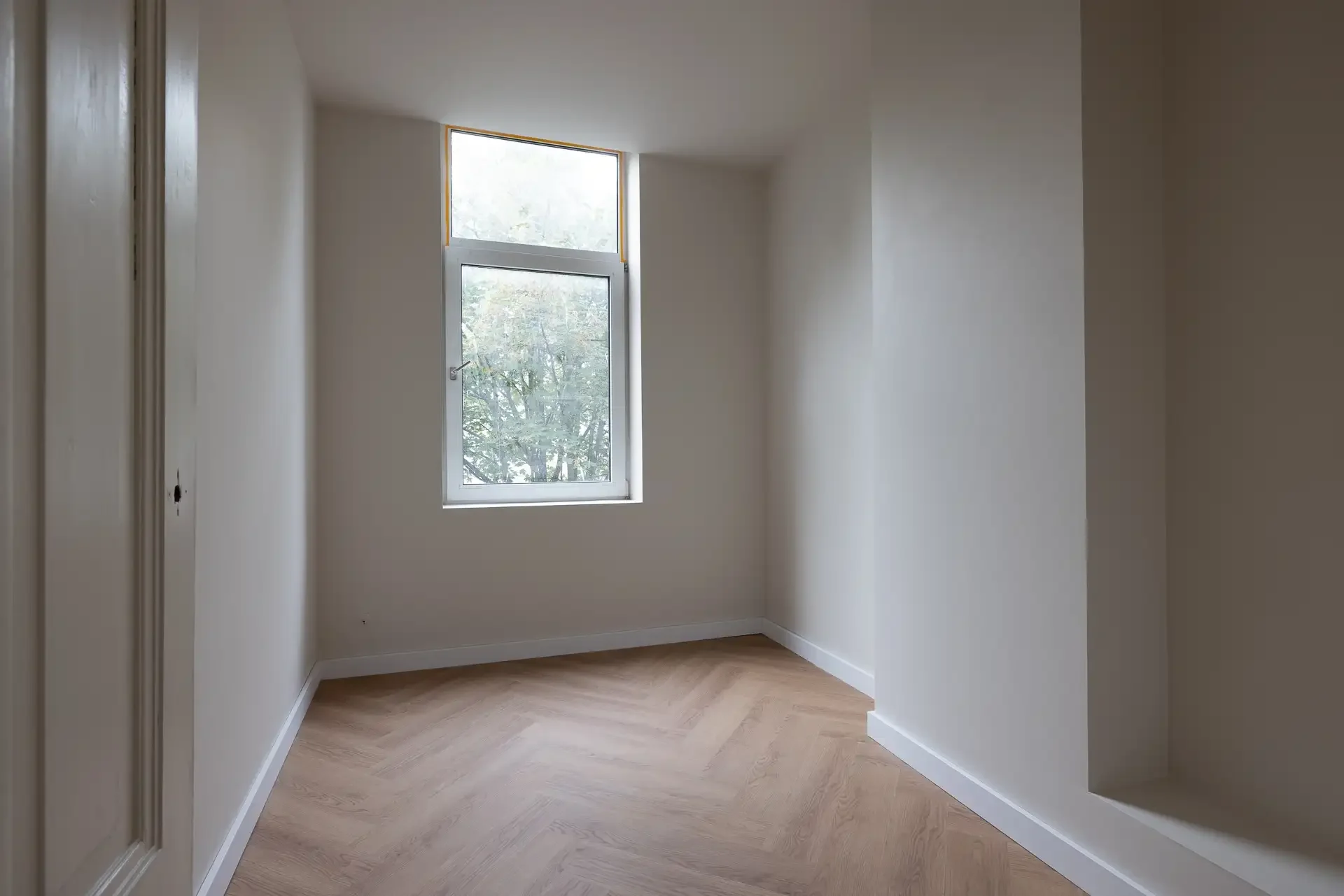 Foto van de Appartement gelegen aan de Mathenesserlaan in Rotterdam