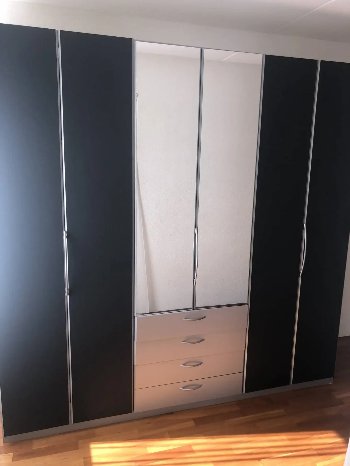 Foto van de Appartement gelegen aan de Van Suchtelen van de Haarestraat in Amsterdam