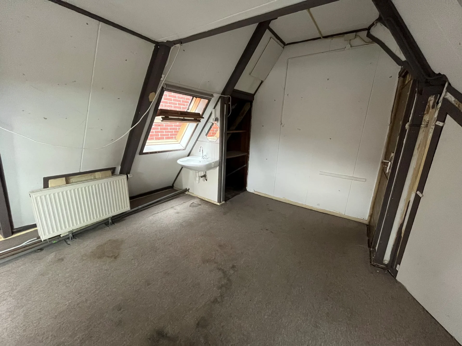 Foto van de Kamer gelegen aan de Spilsluizen in Groningen