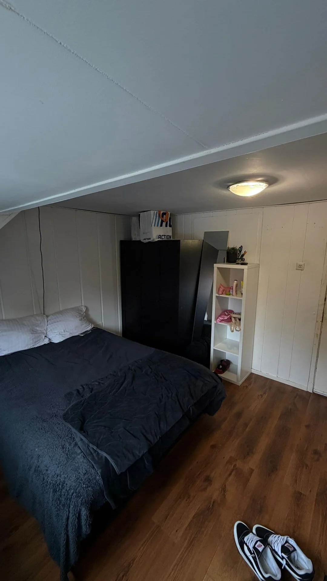 Foto van de Kamer gelegen aan de Hoogvlietstraat in Rotterdam