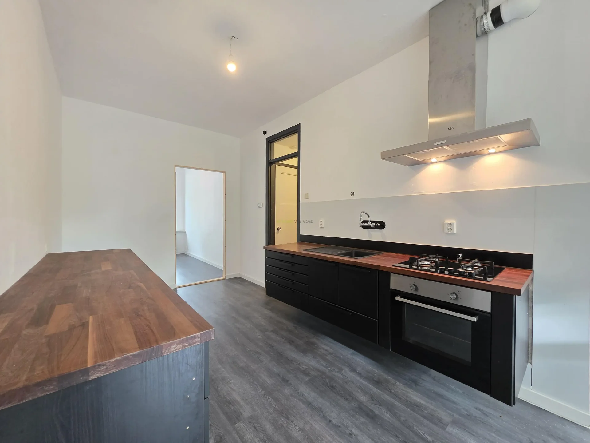 Foto van de Appartement gelegen aan de Mathenesserdijk in Rotterdam