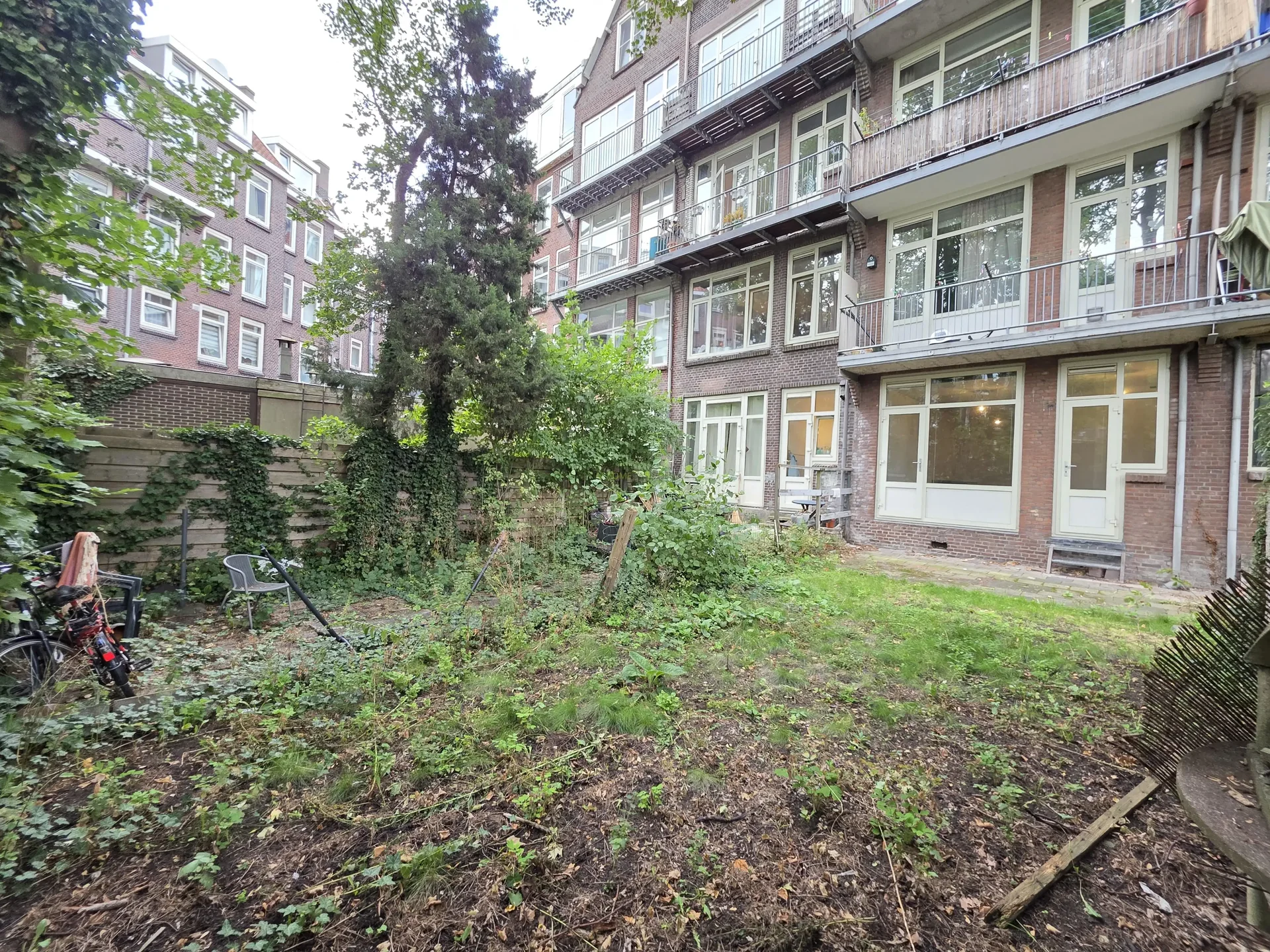 Foto van de Appartement gelegen aan de Mathenesserdijk in Rotterdam