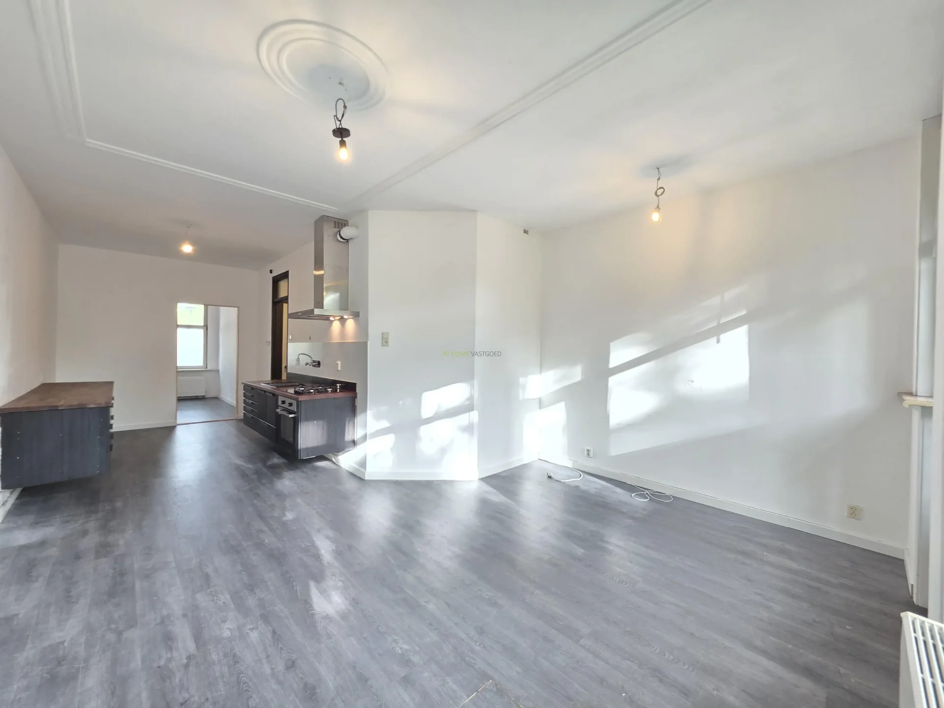 Foto van de Appartement gelegen aan de Mathenesserdijk in Rotterdam