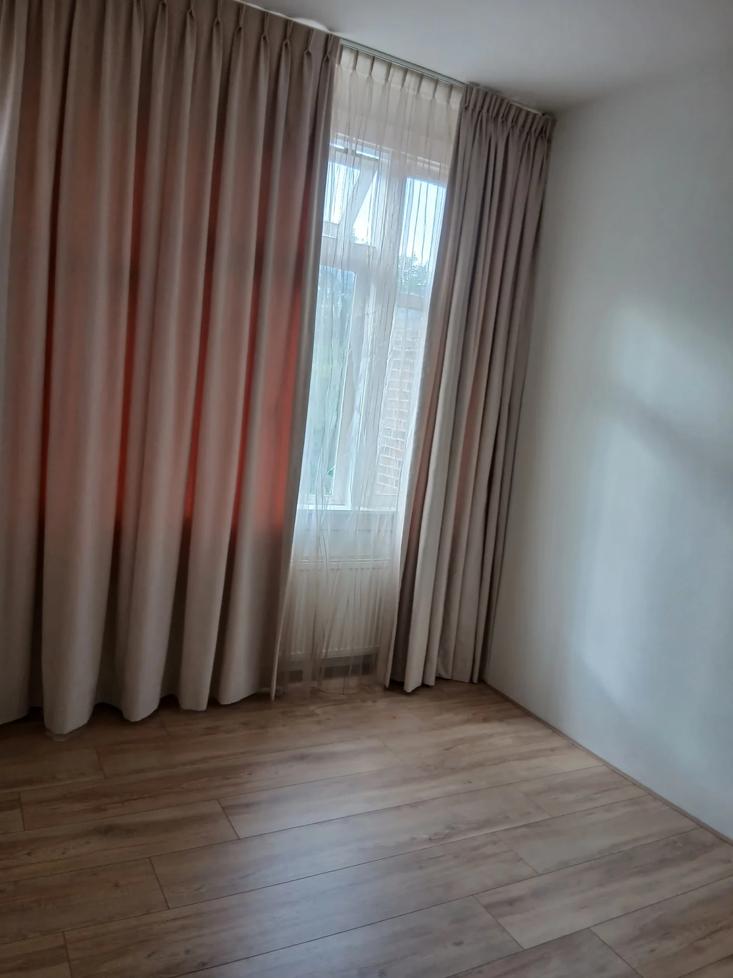 Foto van de Kamer gelegen aan de Lunterenstraat in Den Haag