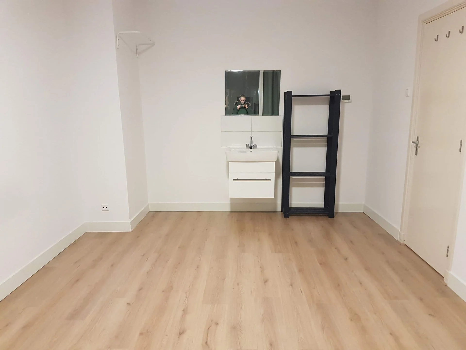Foto van de Kamer gelegen aan de Azaleastraat in Rotterdam