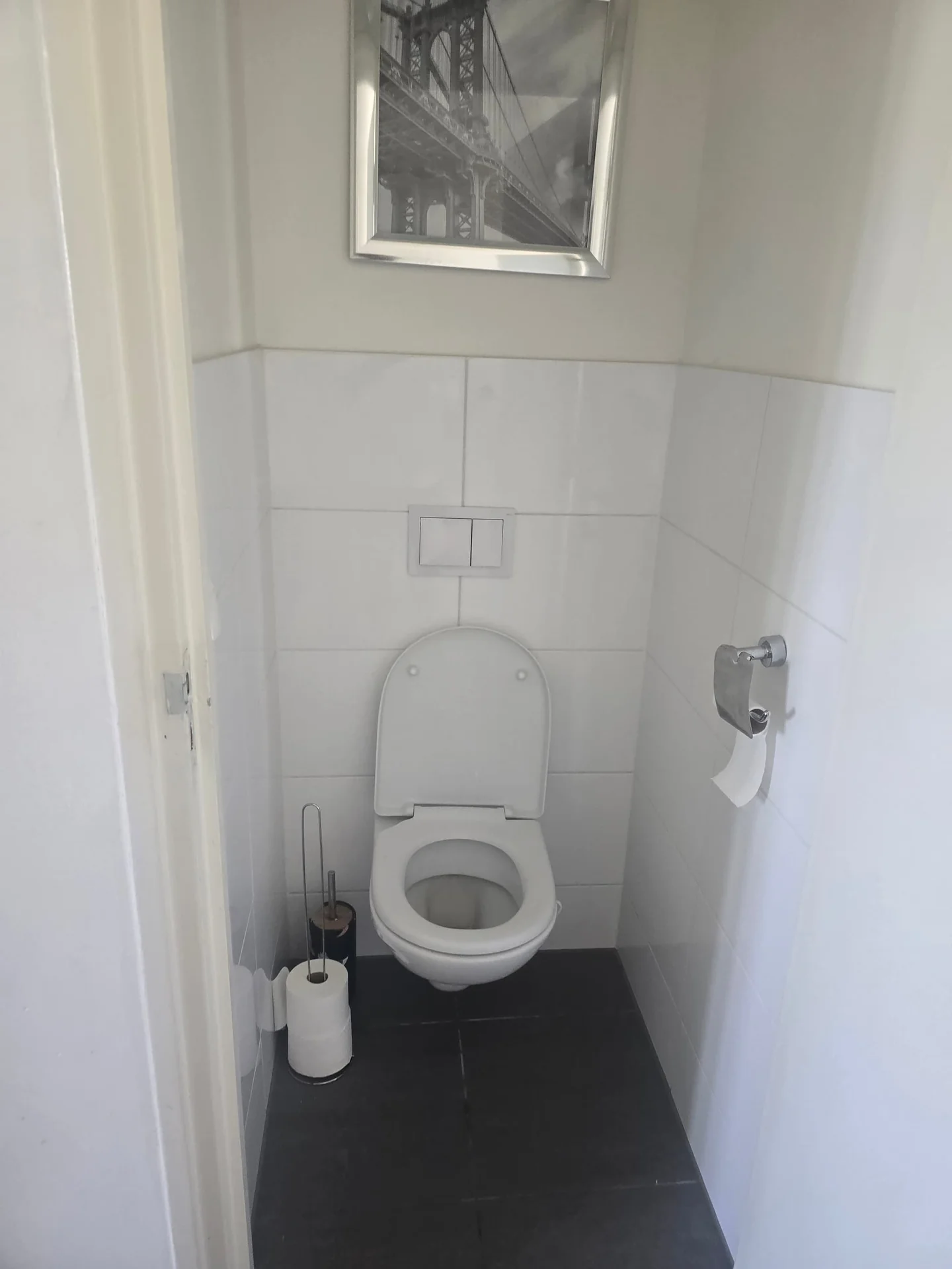 Foto van de Kamer gelegen aan de Leenhofstraat in Amsterdam