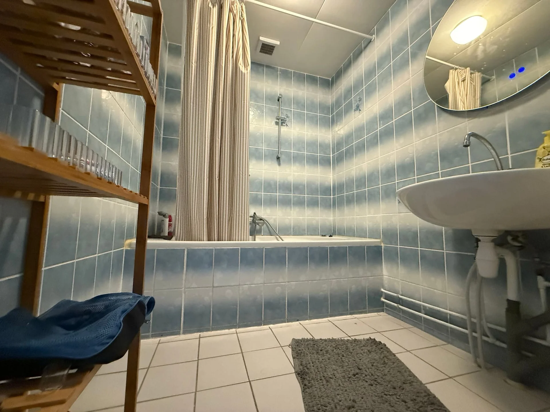 Foto van de Kamer gelegen aan de Vechtplantsoen in Utrecht