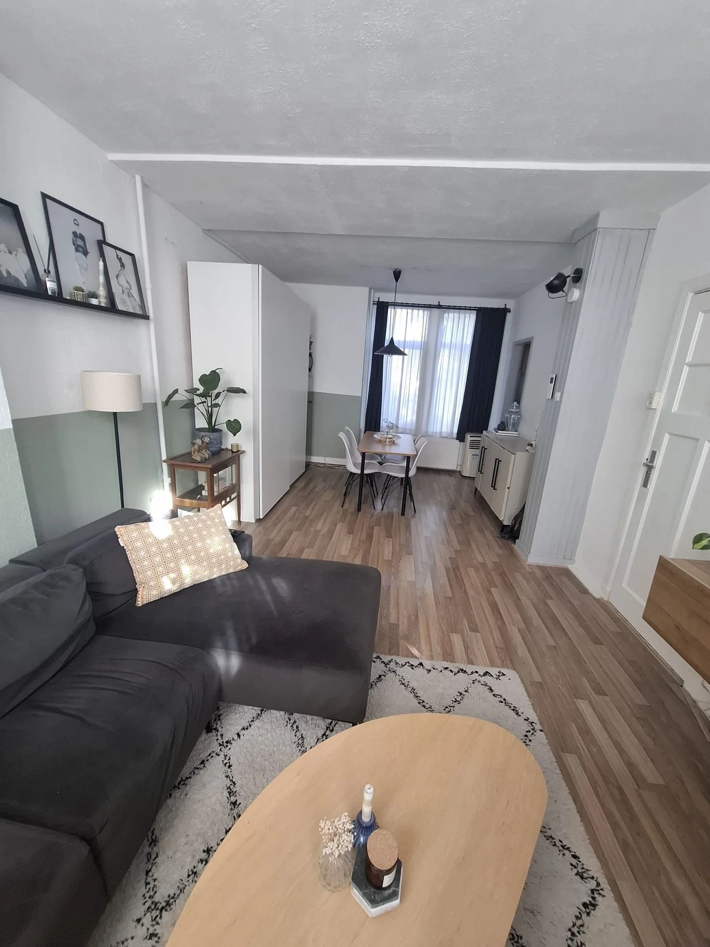 geblurde versie van de foto als achtergrond