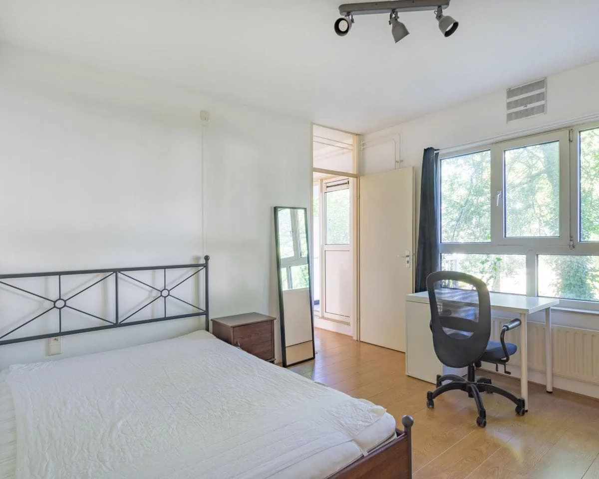 Foto van de Appartement gelegen aan de Dostojevskisingel in Amsterdam
