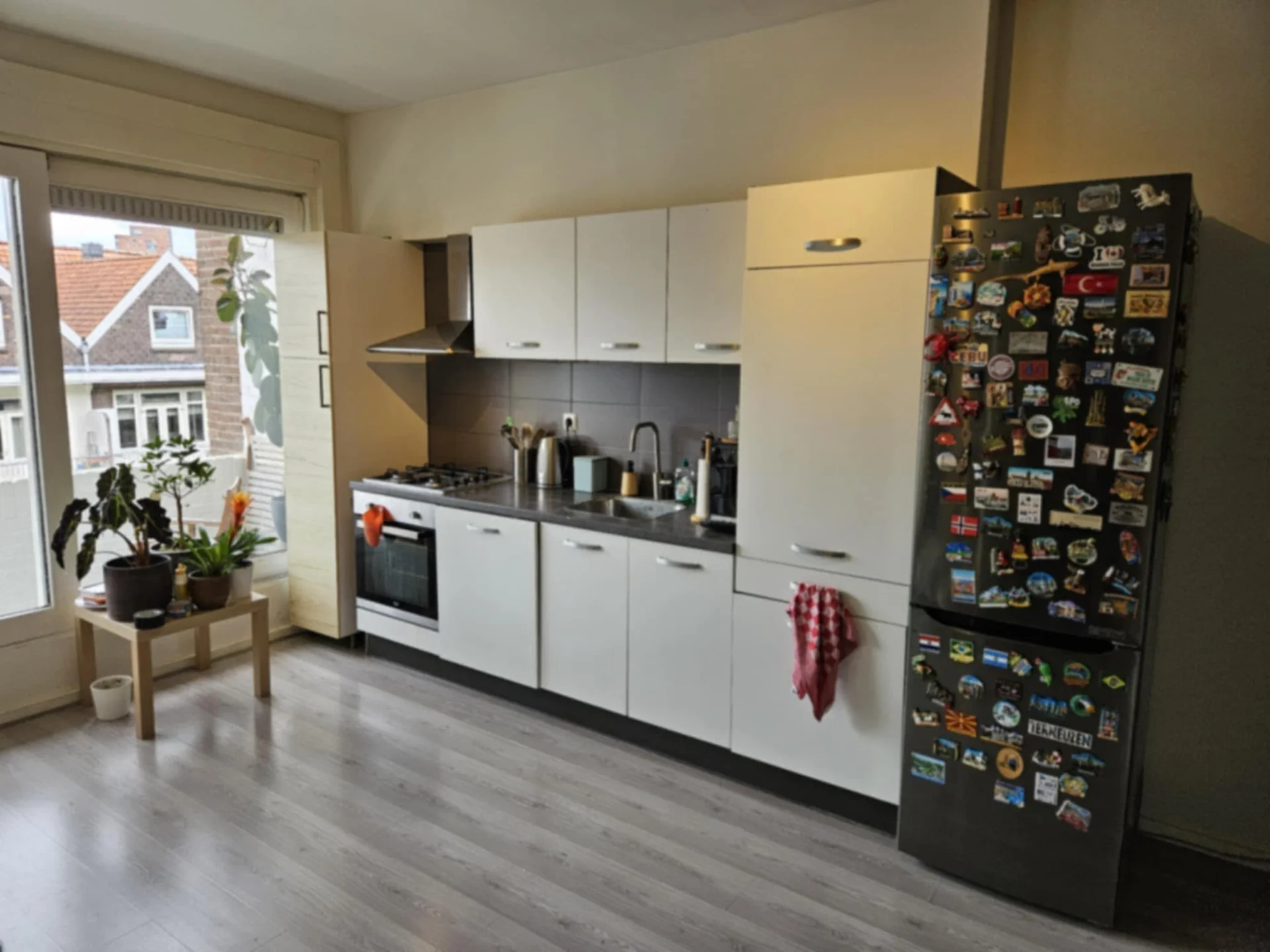 Foto van de Kamer gelegen aan de Mijnsherenlaan in Rotterdam