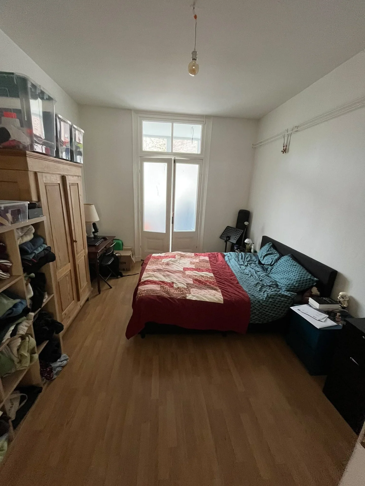 geblurde versie van de foto als achtergrond