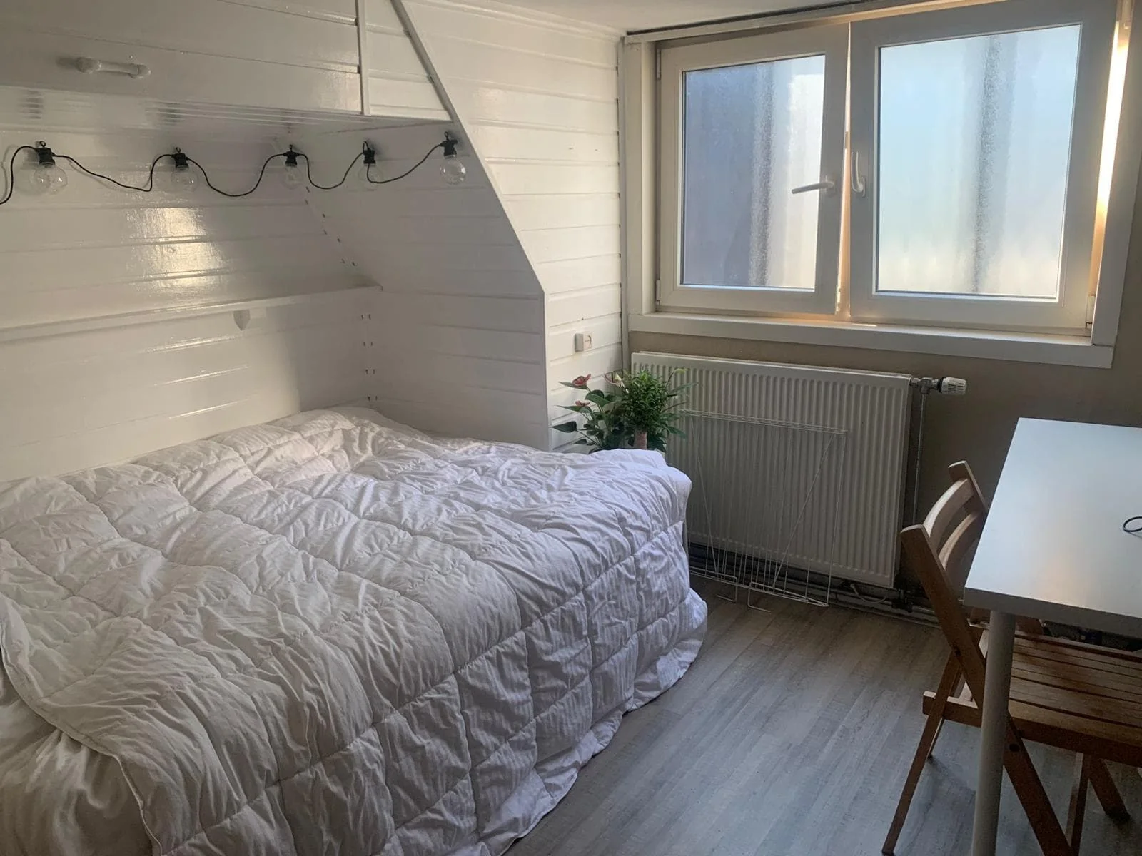 Foto van de Kamer gelegen aan de Pyrmontstraat in Enschede