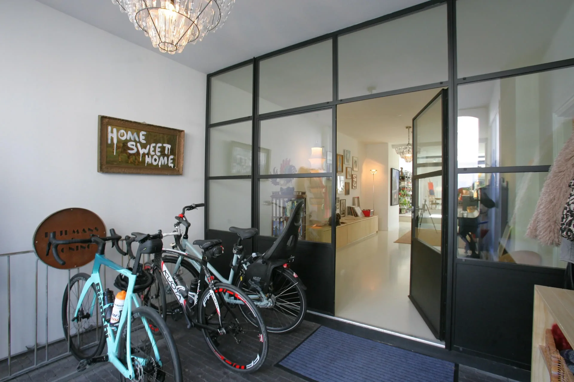 Foto van de Appartement gelegen aan de Tollensstraat in Den Haag
