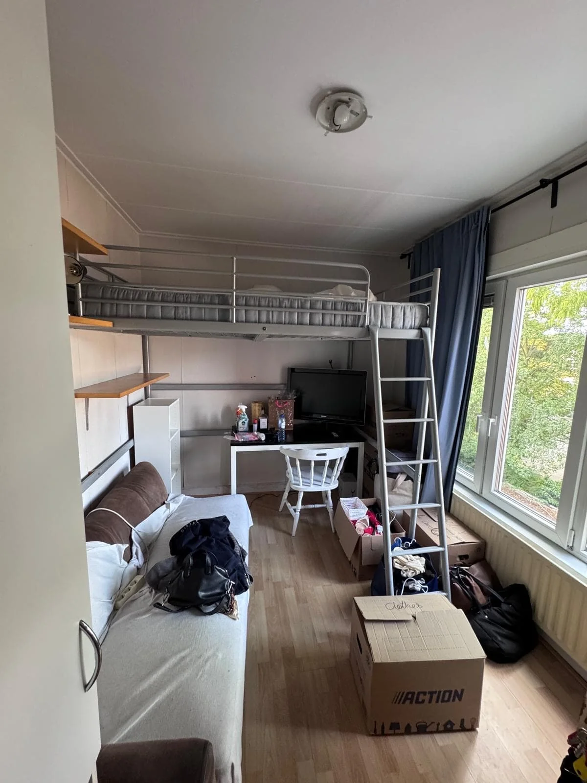 Foto van de Kamer gelegen aan de Petrus Campersingel in Groningen