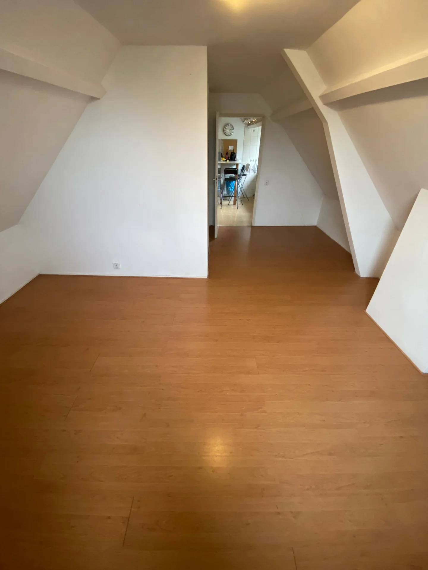Foto van de Kamer gelegen aan de Nieuwe Binnenweg in Rotterdam