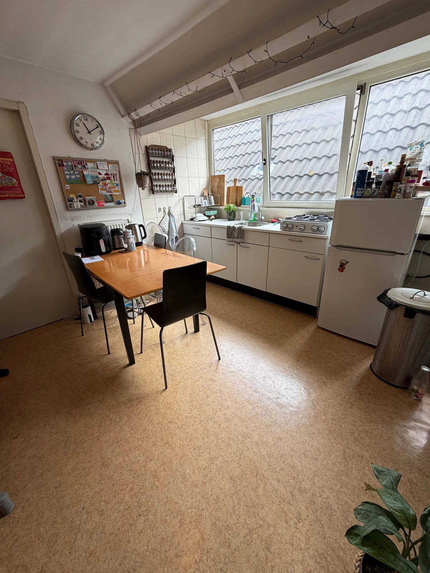 Foto van de Kamer gelegen aan de Nieuwe Binnenweg in Rotterdam