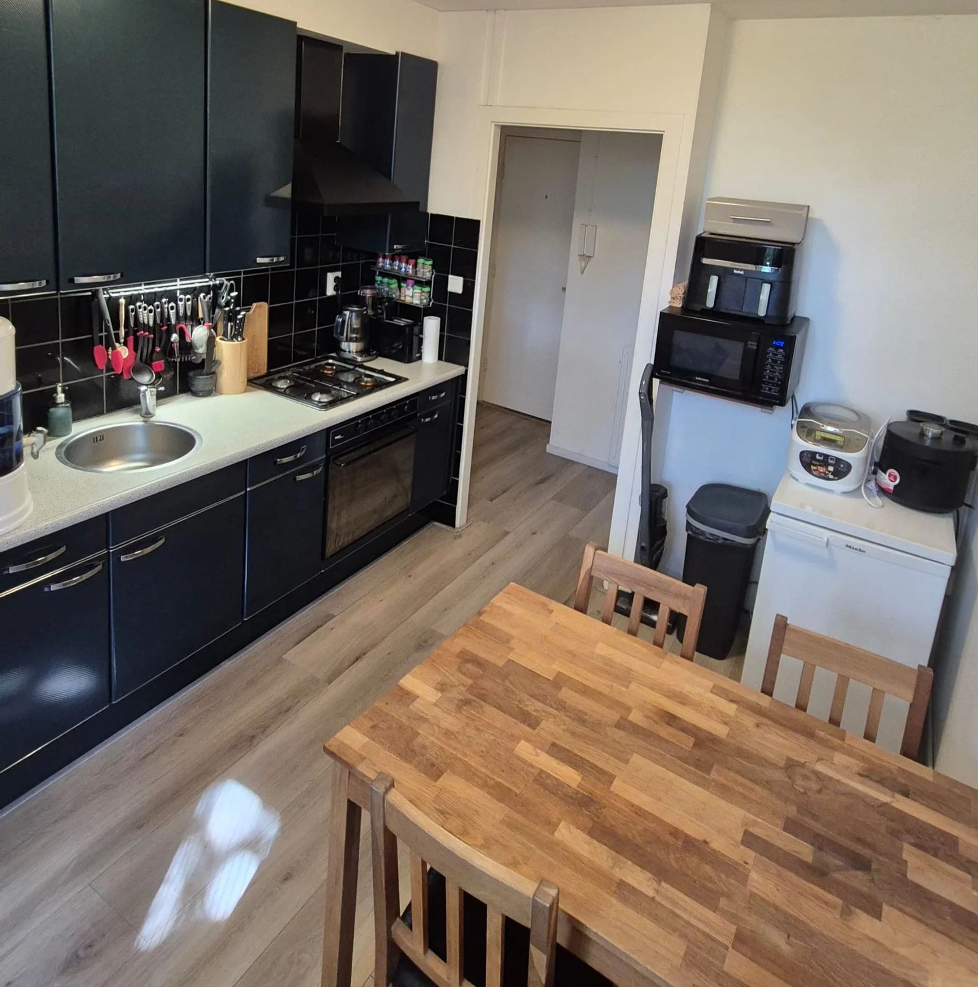 Foto van de Kamer gelegen aan de Jan Evertsenstraat in Amsterdam