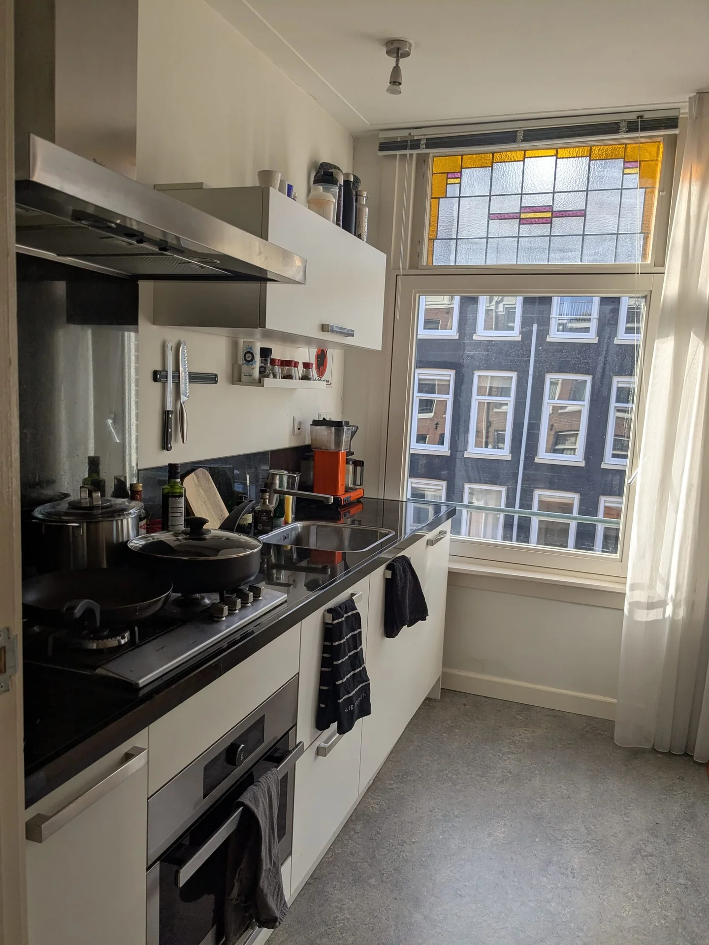 Foto van de Kamer gelegen aan de Bilderdijkstraat in Amsterdam