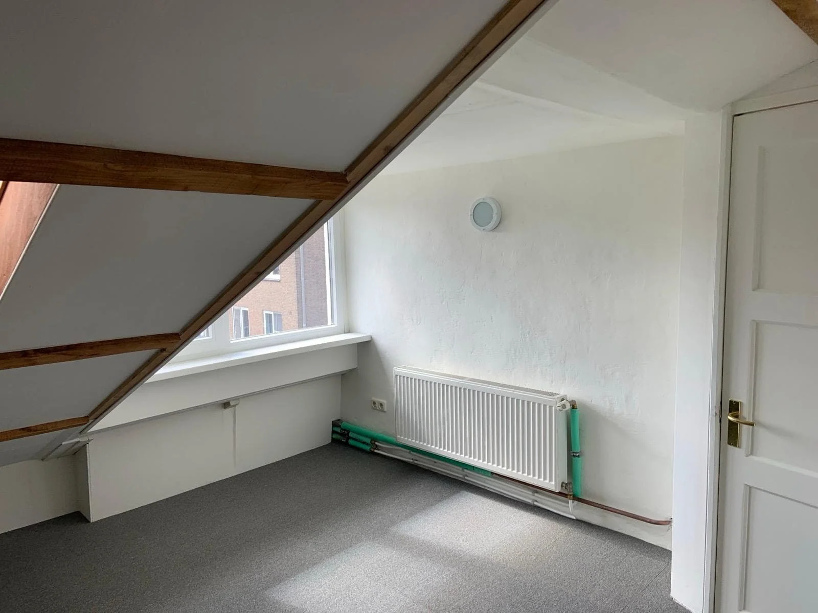 Foto van de Kamer gelegen aan de Johan van Soesdijkstraat in Diemen