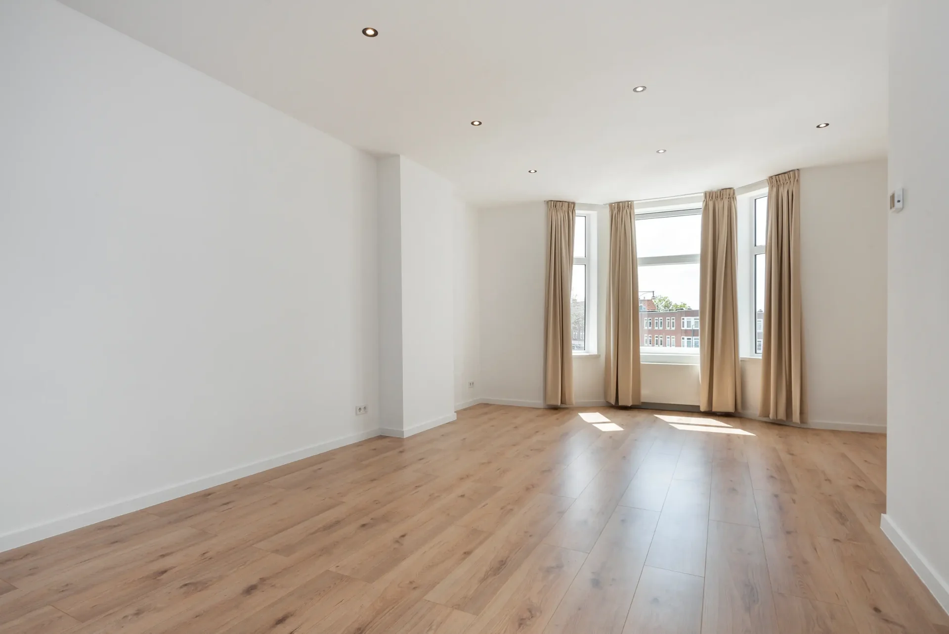 Foto van de Appartement gelegen aan de Randweg in Rotterdam