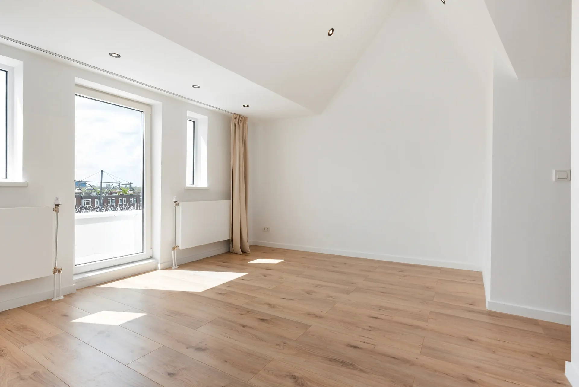 Foto van de Appartement gelegen aan de Randweg in Rotterdam