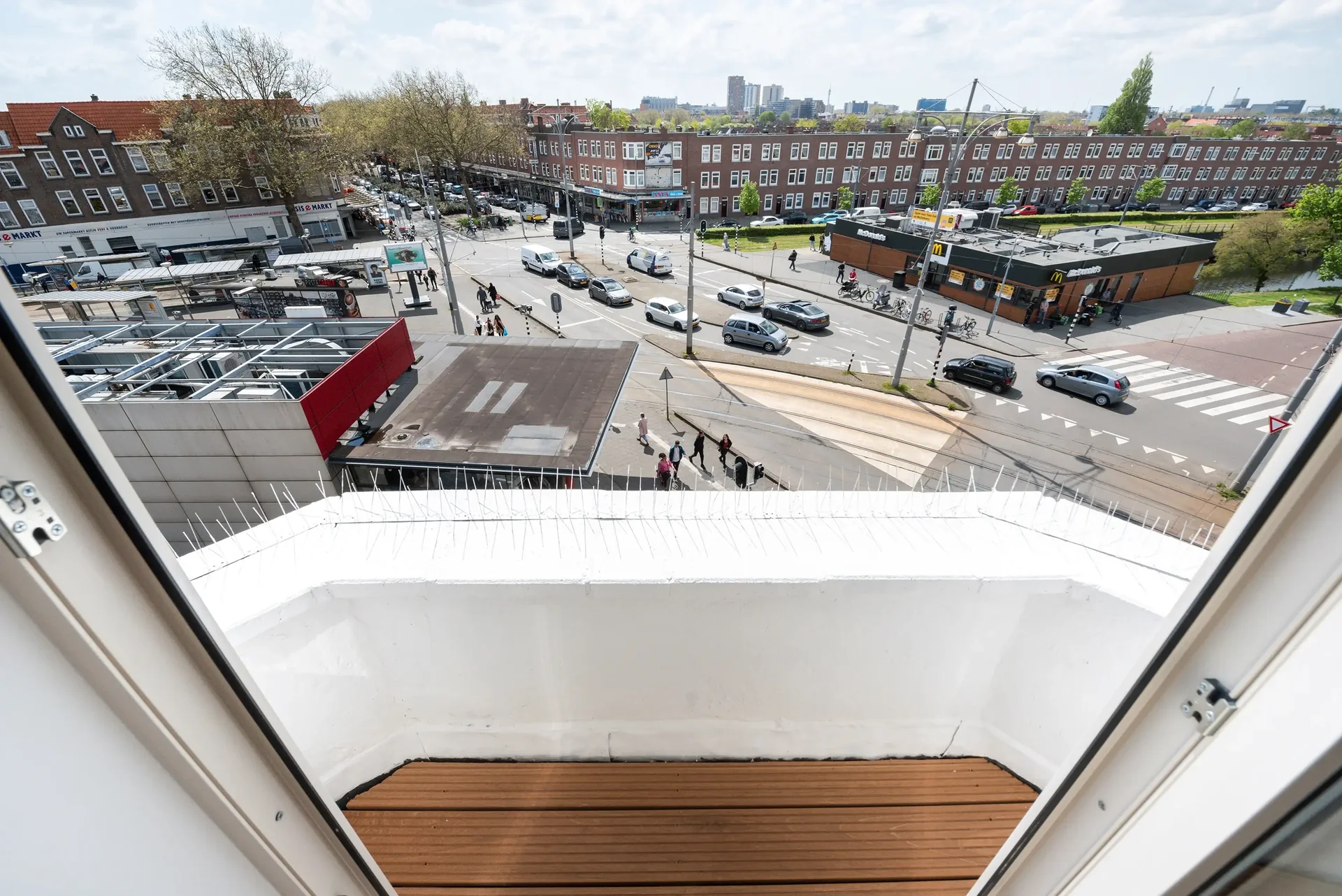 Foto van de Appartement gelegen aan de Randweg in Rotterdam