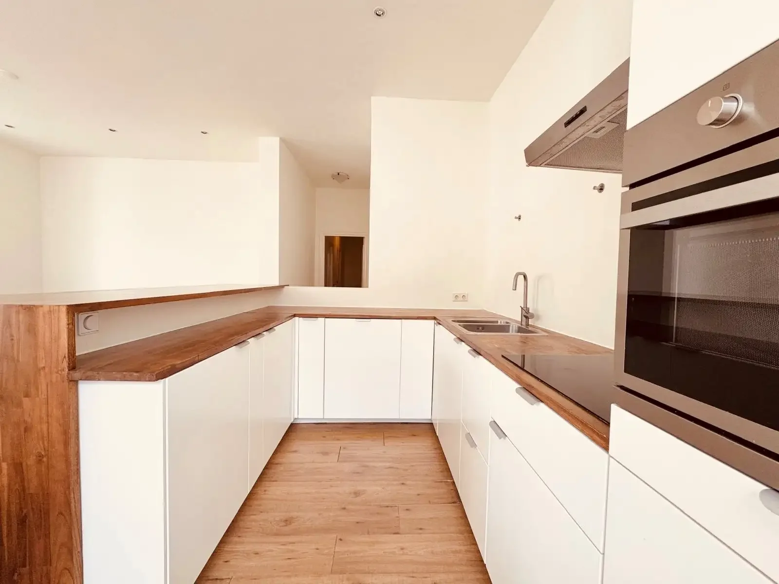 Foto van de Appartement gelegen aan de Lomanstraat in Amsterdam