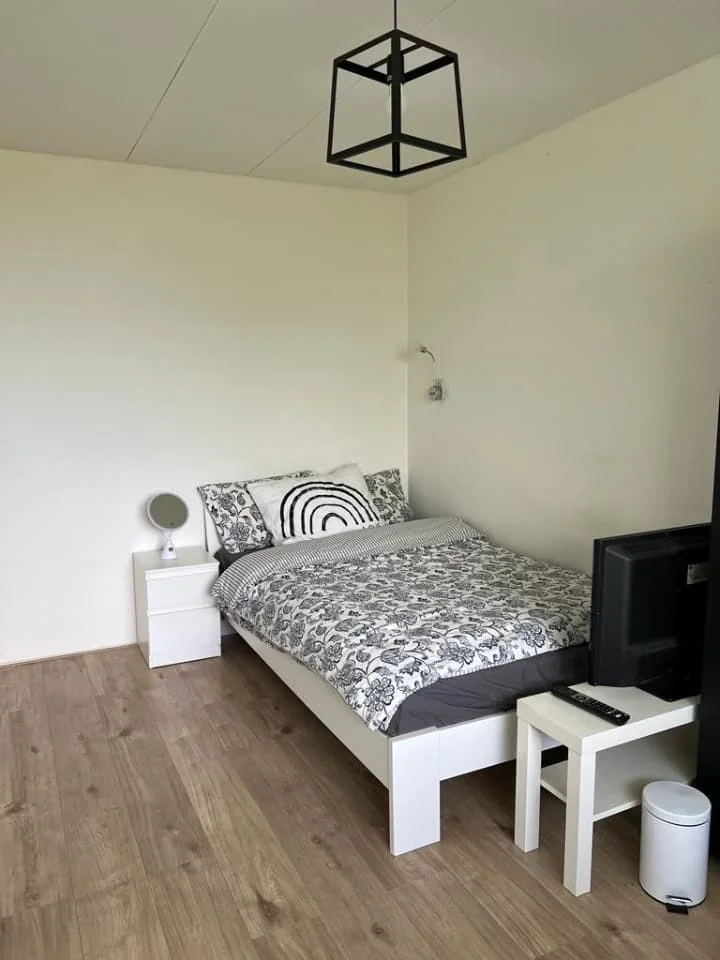 Foto van de Kamer gelegen aan de Ruys de Beerenbrouckstraat in Amsterdam