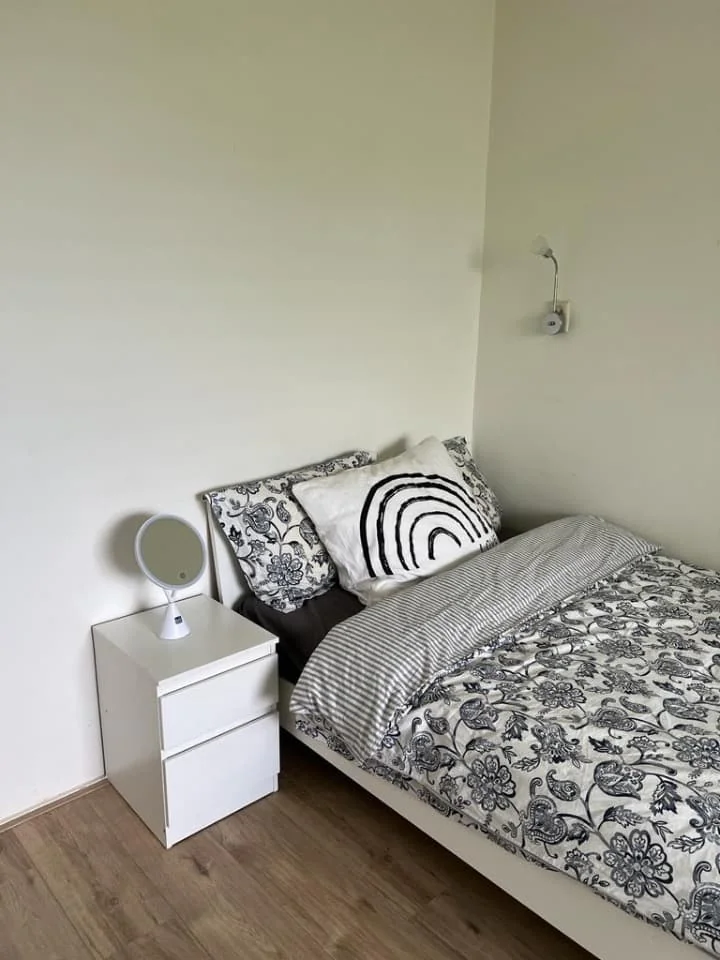 Foto van de Kamer gelegen aan de Ruys de Beerenbrouckstraat in Amsterdam