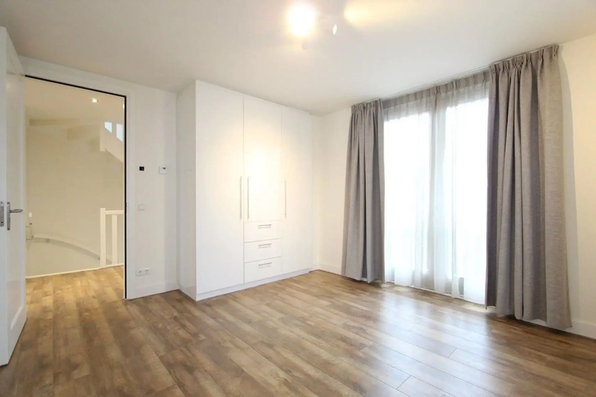 Foto van de Appartement gelegen aan de Mr. S. van Houtenlaan in Amstelveen