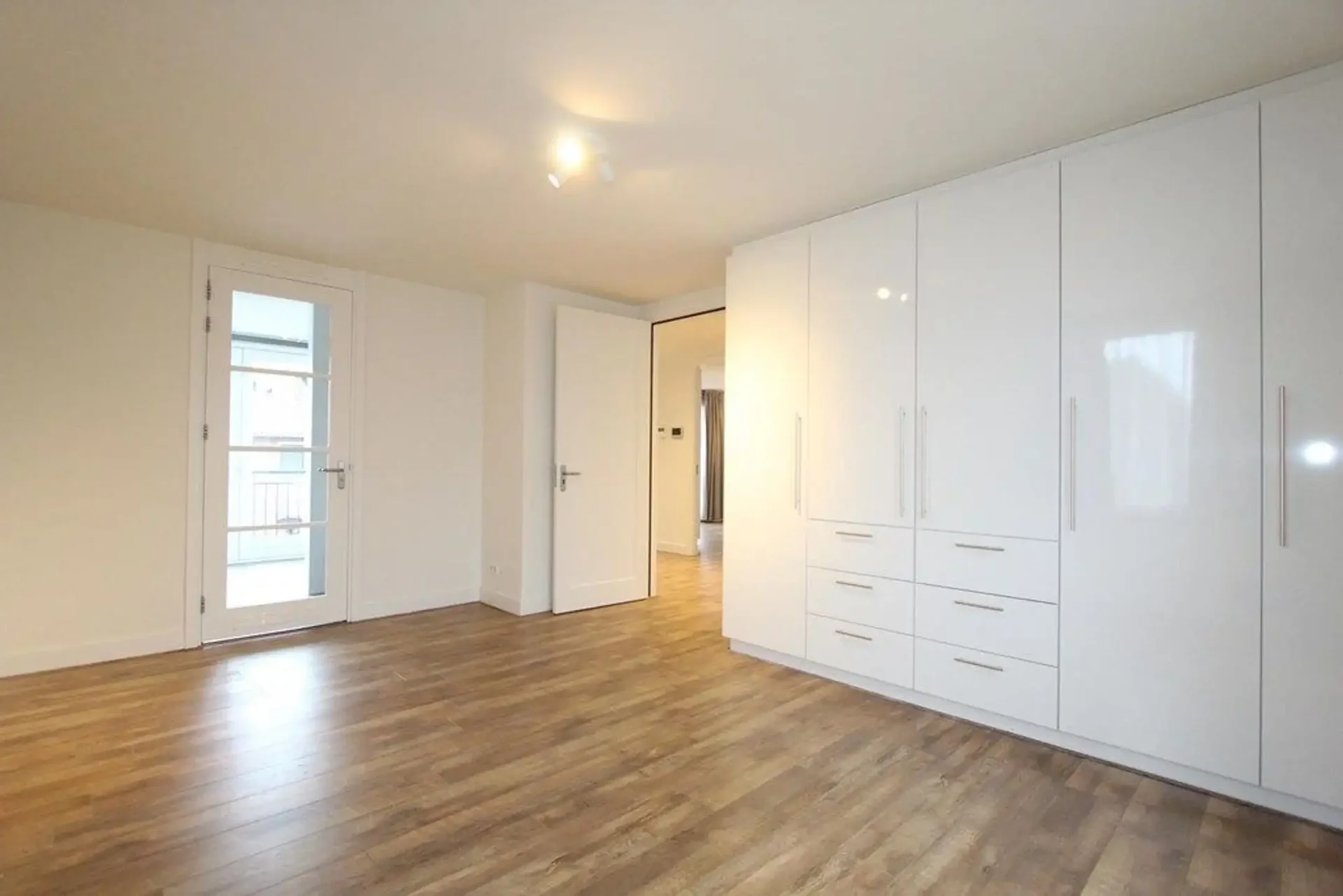 Foto van de Appartement gelegen aan de Mr. S. van Houtenlaan in Amstelveen