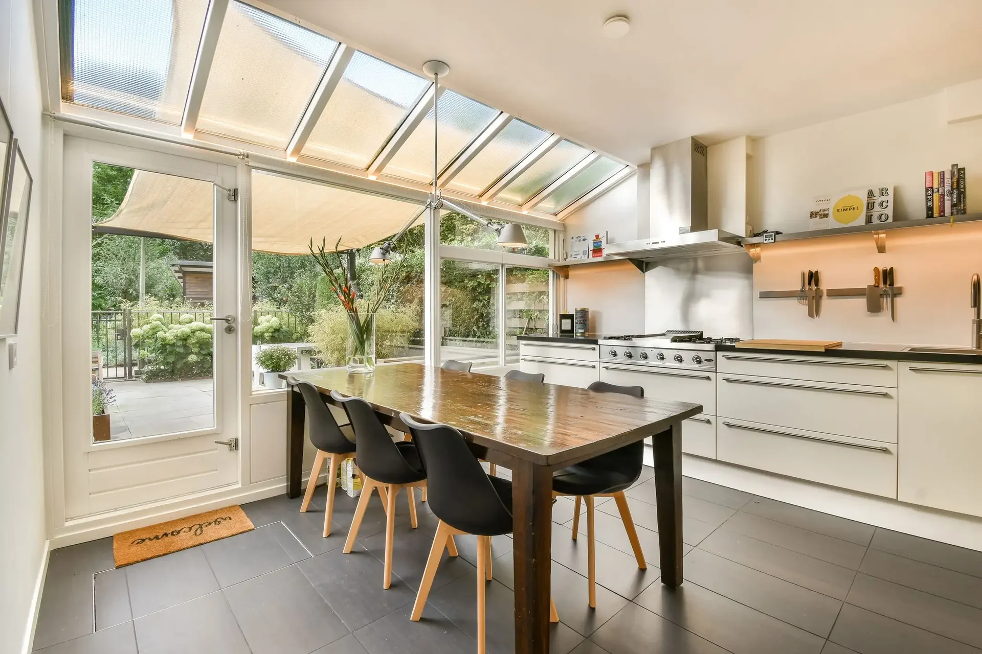 Foto van de Appartement gelegen aan de Lizzy Ansinghstraat in Amsterdam