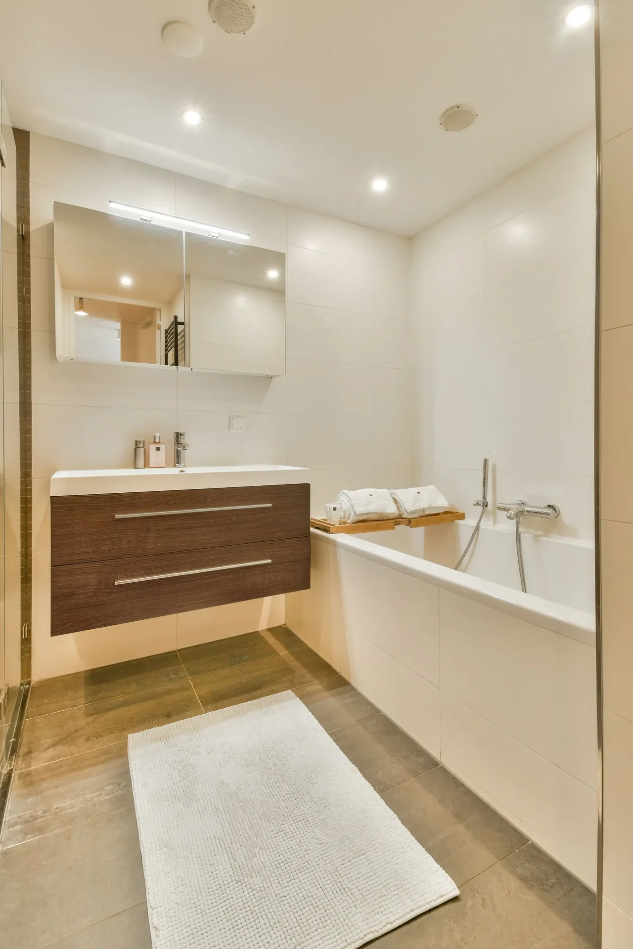 Foto van de Appartement gelegen aan de Lizzy Ansinghstraat in Amsterdam