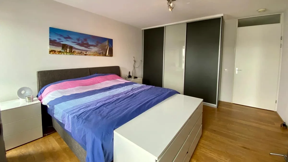 Foto van de Kamer gelegen aan de Maashavenstraat in Rotterdam