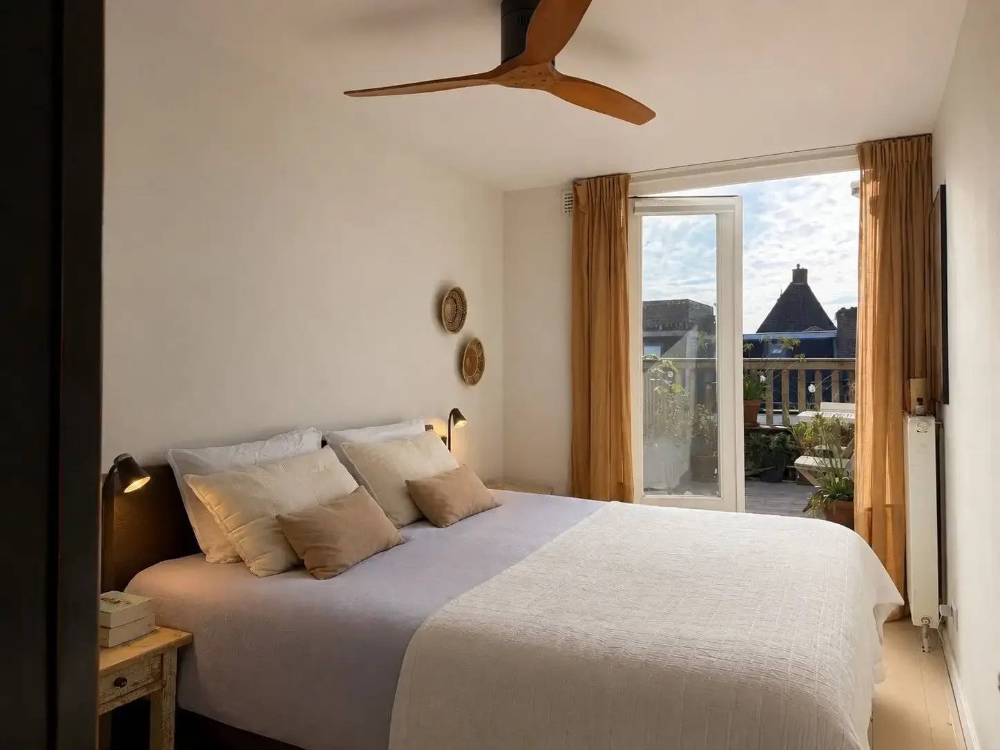 Foto van de Appartement gelegen aan de Van Beuningenplein in Amsterdam